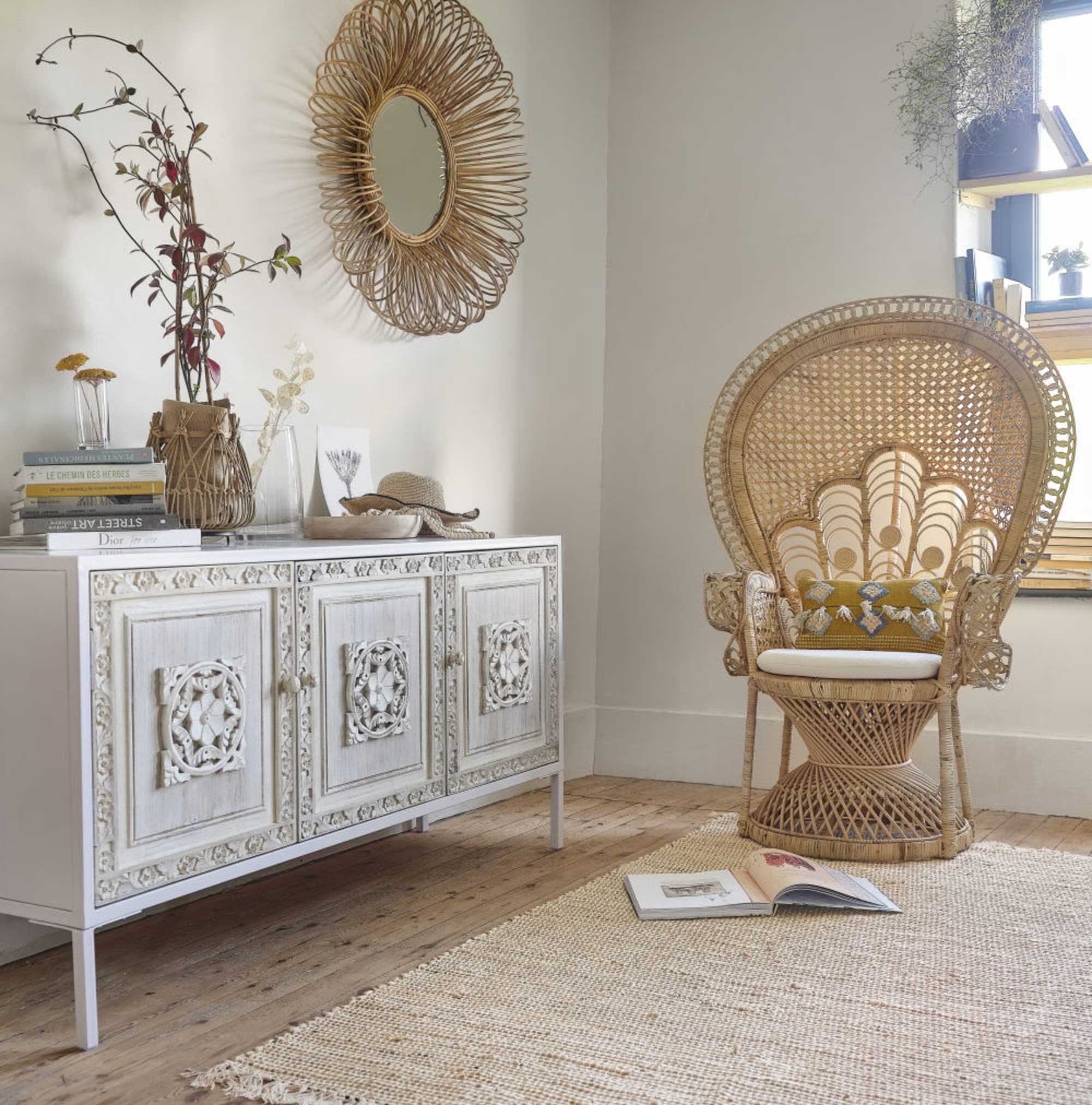 White Metal & Sculpted Mango Wood 3-Door Sideboard - Image 5