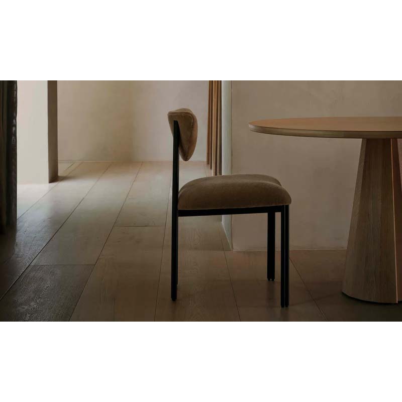 Faddish Oak Wood and Brass Dining Table with A Sense of Design Modern Dining Table Set 6 Seater - Image 4