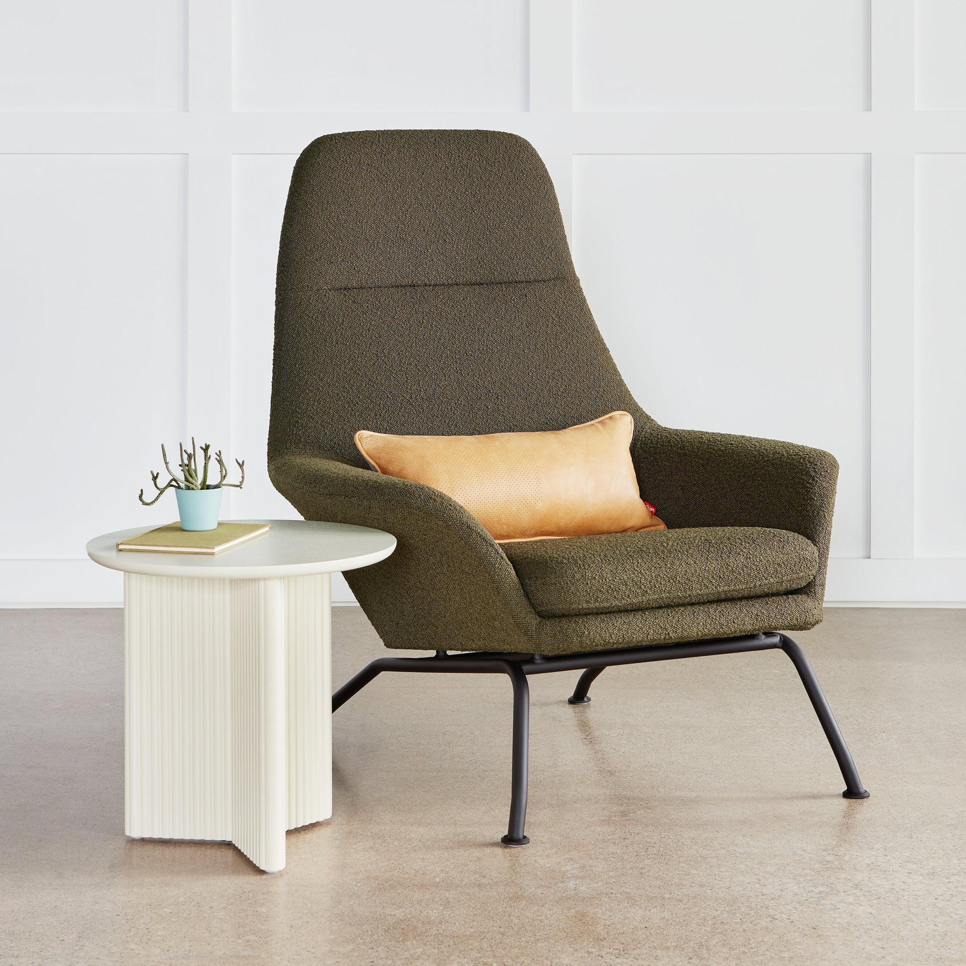 Aidan Cross Legs End Table - Image 5