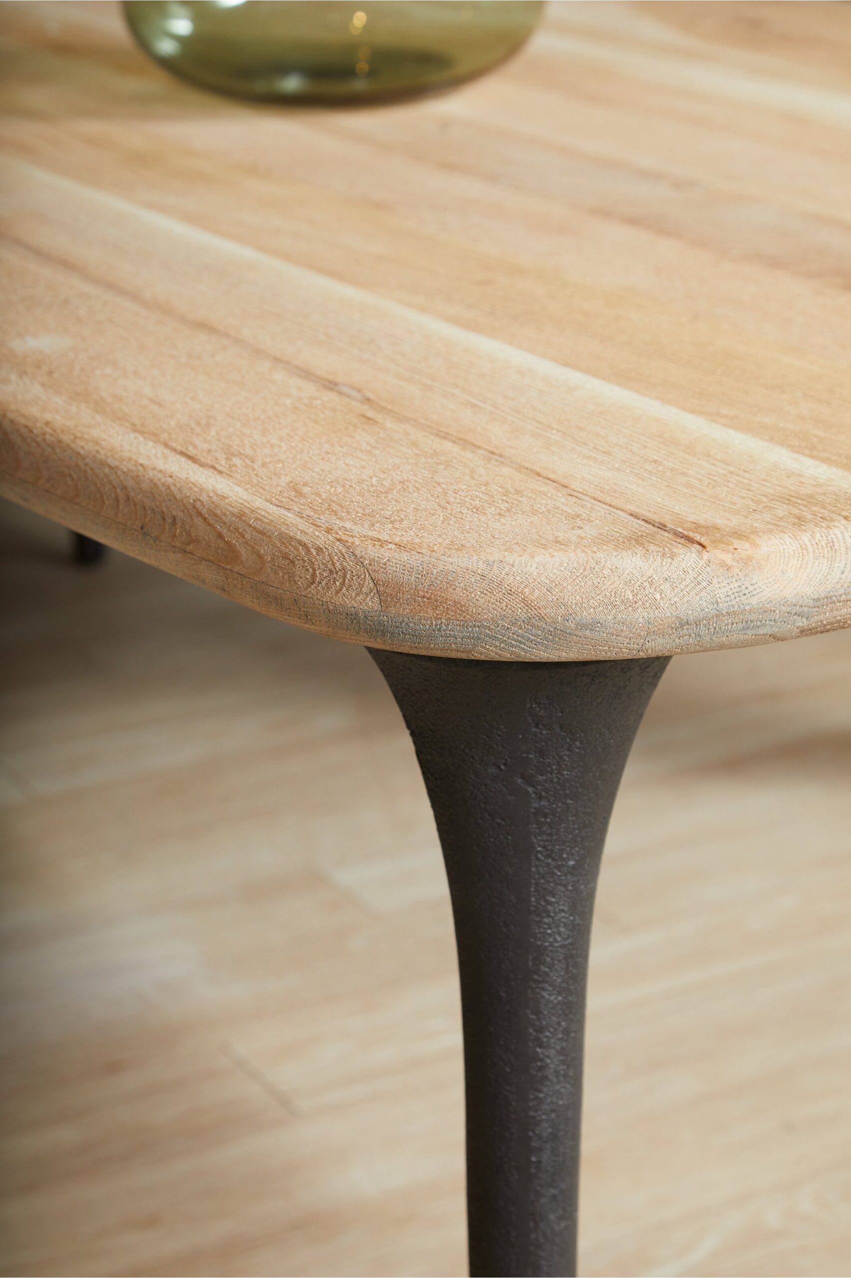 Landyn Solid Dining Table - Image 6
